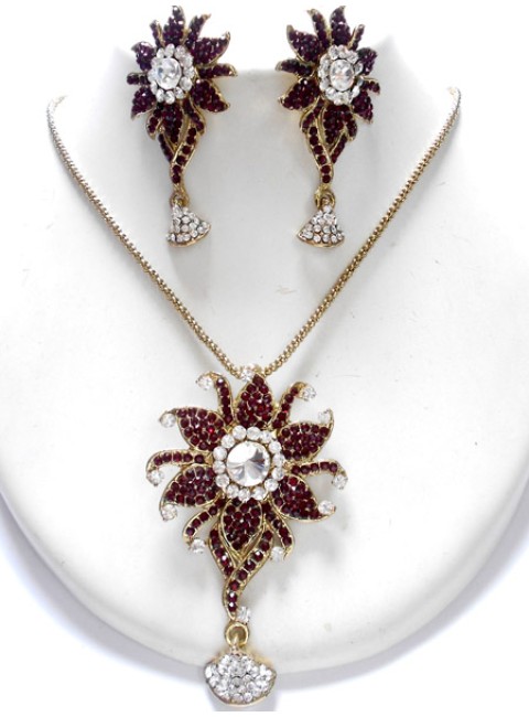 Fashion Pendant Sets